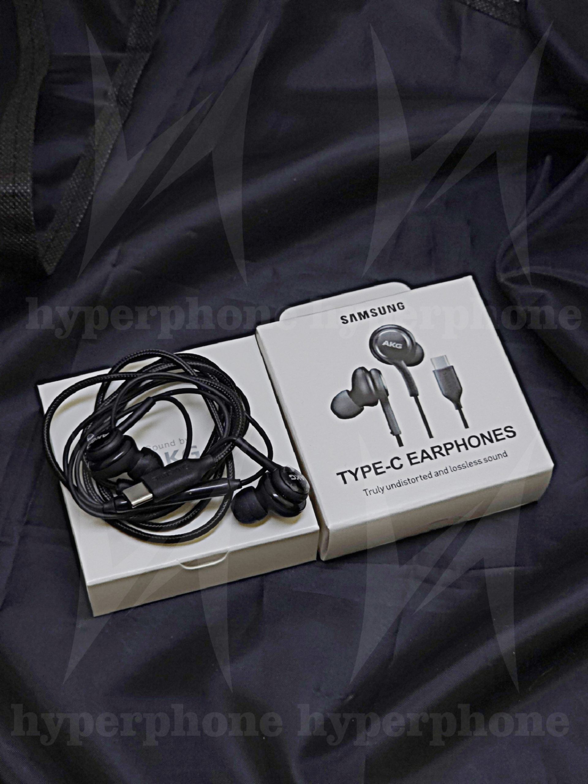 AKG